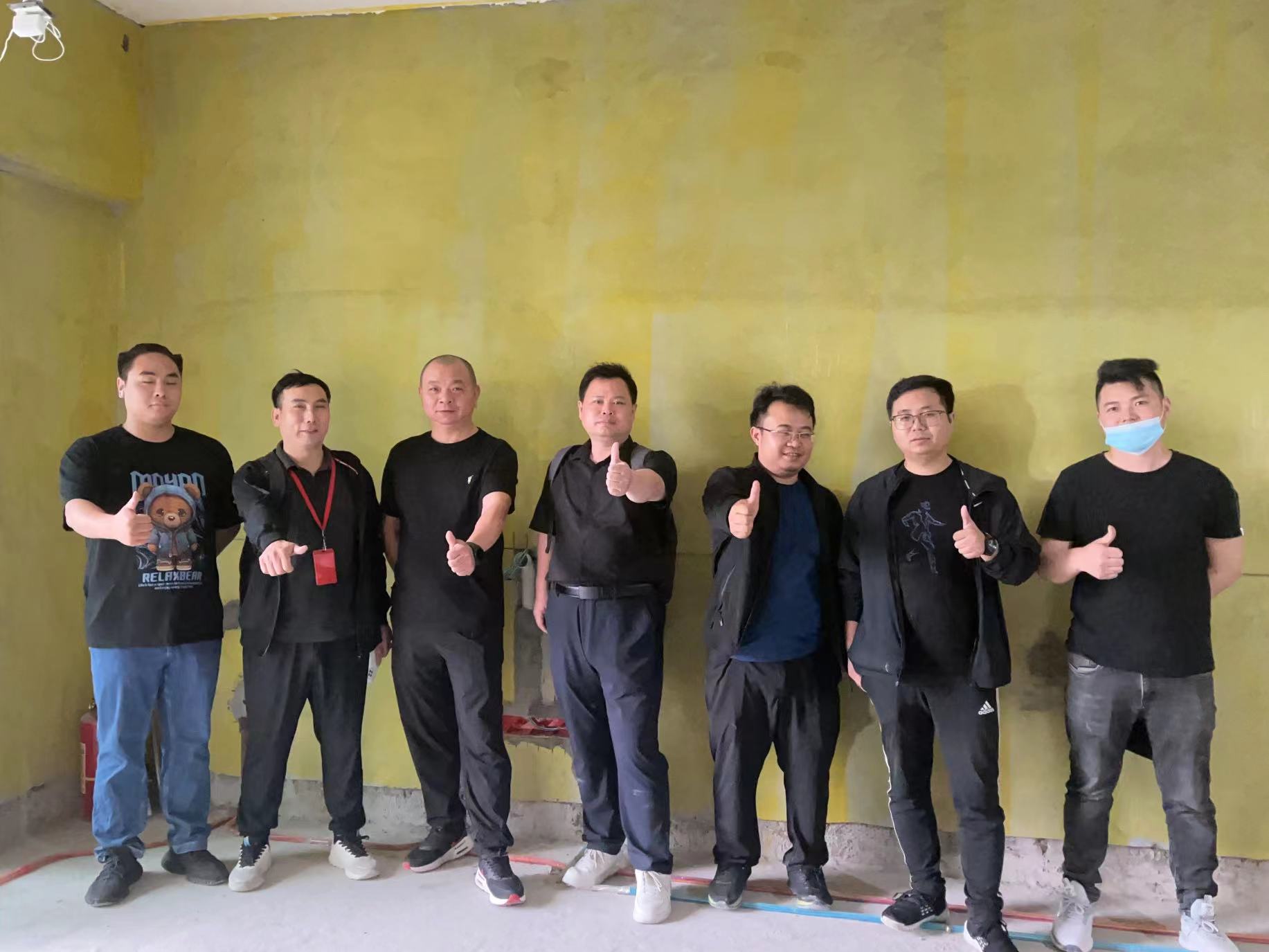 缔造工程榜样 引领装饰风尚——齐家网深圳站装修到领航装饰施工工地参观學(xué)习